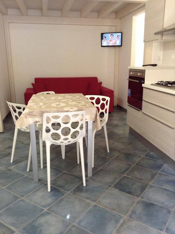 Case Cala Bucerno Castelluzzo Habitación foto