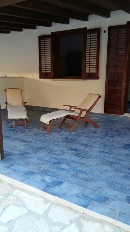 Case Cala Bucerno Castelluzzo Habitación foto