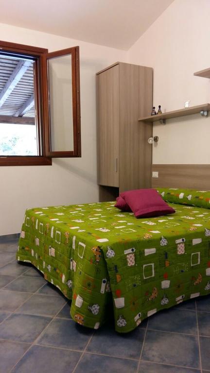 Case Cala Bucerno Castelluzzo Habitación foto